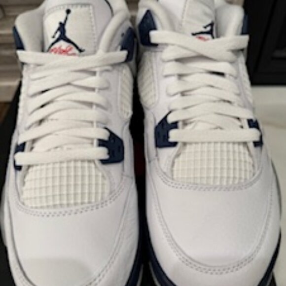Air Jordan 4 Retro GS "Midnight Navy". Size 7y - Picture 5 of 7